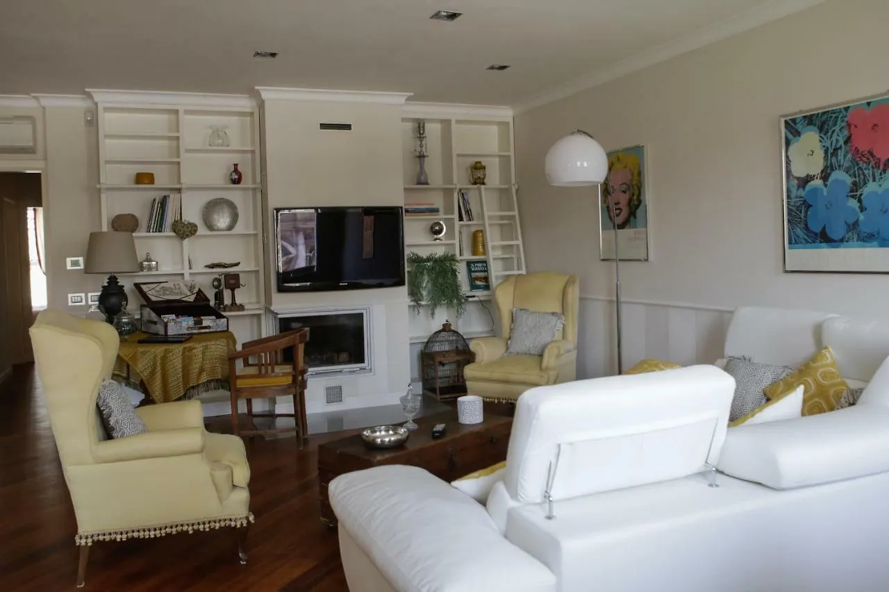 Lejlighed Penthouse In The City Centre Ravenna